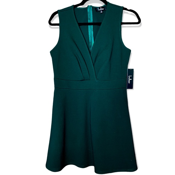 LULU’s The Simple Things Forest Green Sleeveless Skater Dress sz M *NEW* - Picture 2 of 6